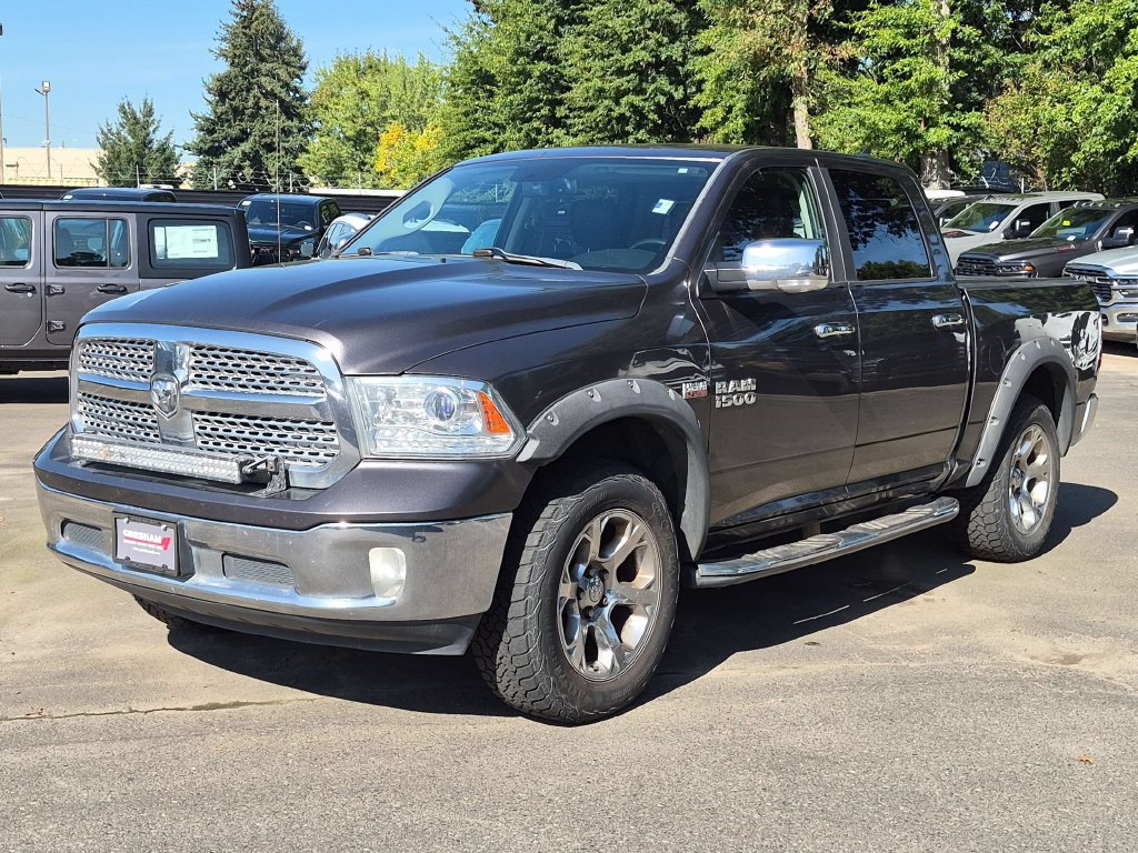 Used 2015 RAM 1500 Laramie w/ Convenience Group AWD/4WD image 3