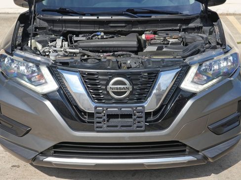 Used 2018 Nissan Rogue S FWD image 7