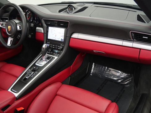 Used 2019 Porsche 911 Turbo S image 14