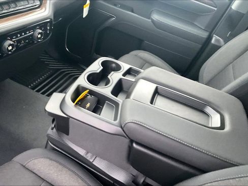 New 2026 Chevrolet Silverado 1500 LT image 24