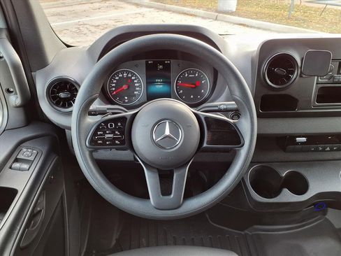 Used 2024 Mercedes-Benz Sprinter 144 Cargo image 20