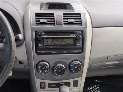 Used 2012 Toyota Corolla LE image 14