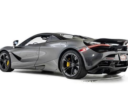 Used 2020 McLaren 720S Spider RWD image 11