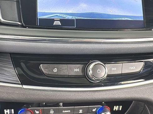 Used 2023 Buick Enclave Essence w/ Experience Buick Package image 30
