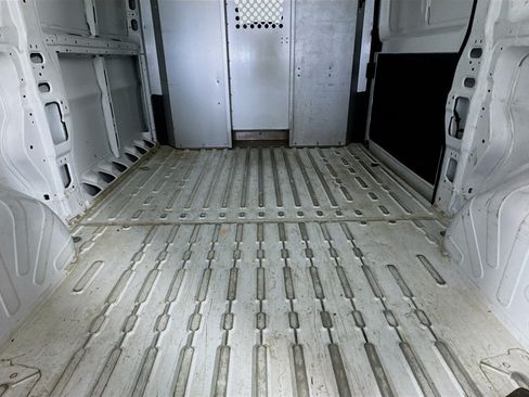 Used 2025 RAM ProMaster 2500 w/ Safety Group FWD image 29