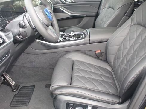 New 2026 BMW X5 xDrive40i w/ Executive Package image 19