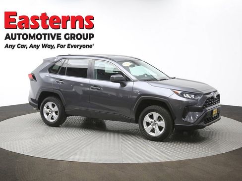 Used 2021 Toyota RAV4 LE image 47