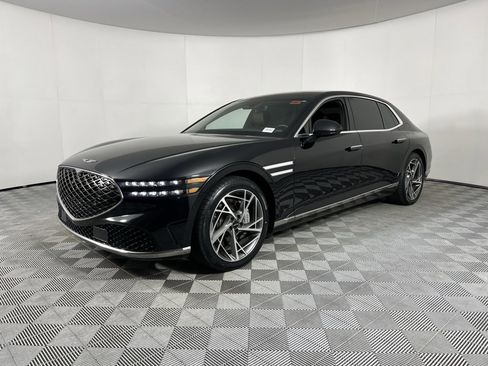 Used 2023 Genesis G90 3.5T image 3