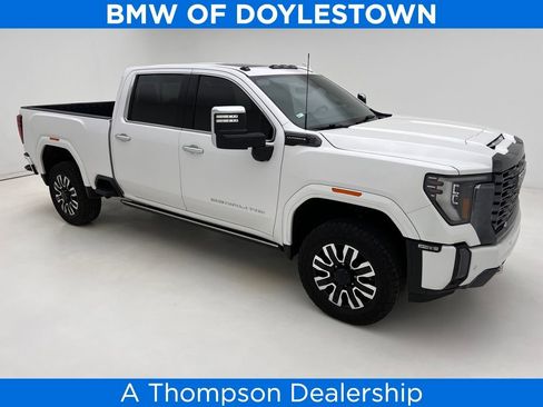 Used 2024 GMC Sierra 3500 Denali Ultimate image 1