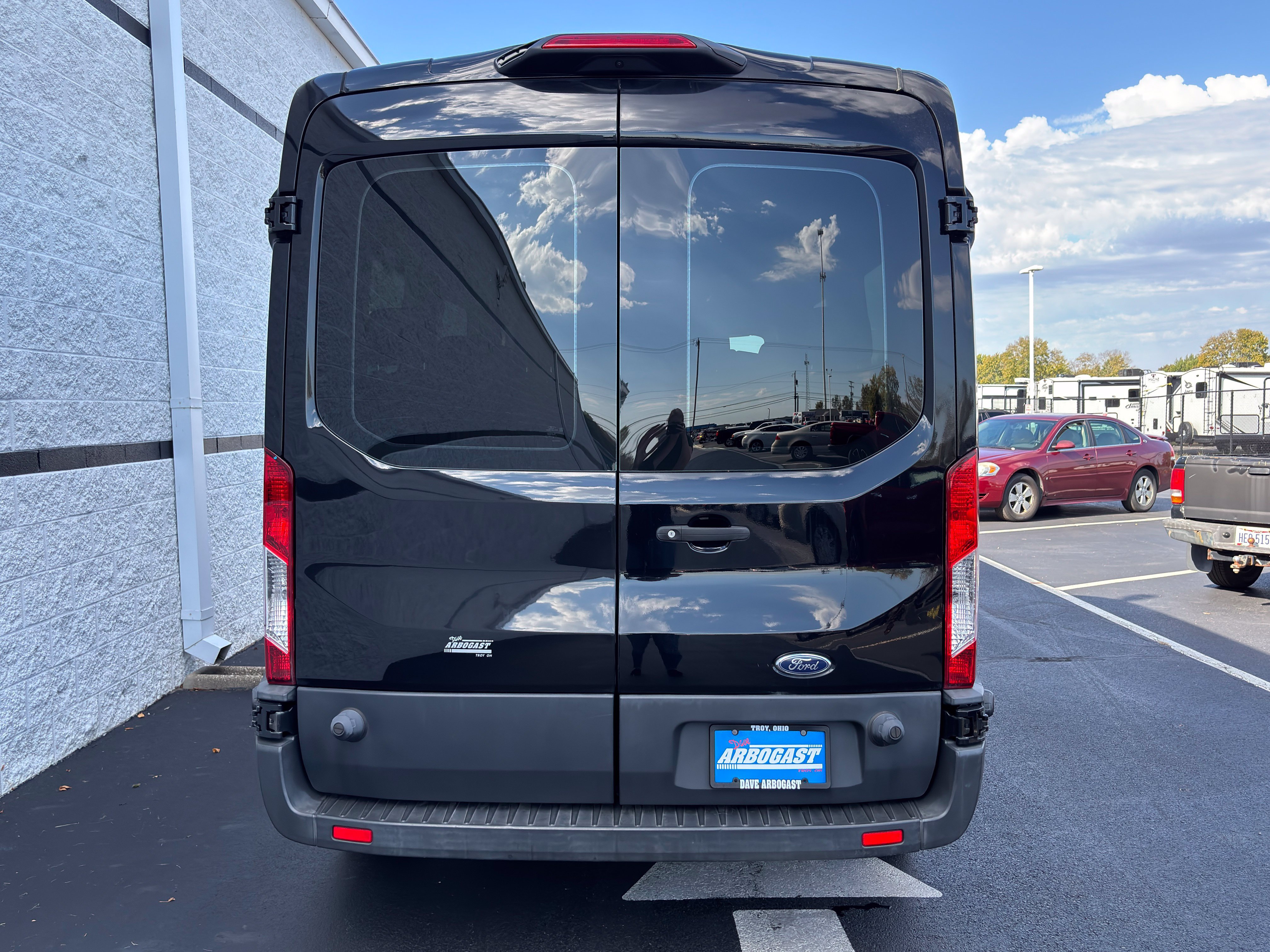 Used 2018 Ford Transit 350 XLT RWD image 9