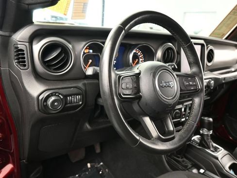 Used 2022 Jeep Wrangler Sport AWD/4WD image 14