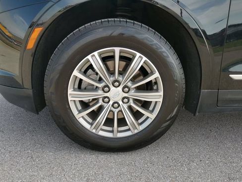 Used 2017 Cadillac XT5 Luxury w/ Driver Awareness Package FWD image 25