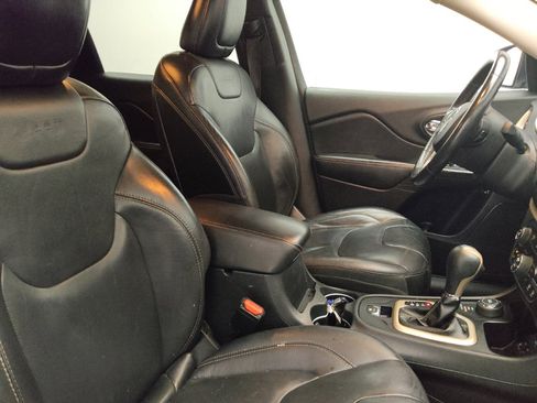 Used 2015 Jeep Cherokee Limited AWD/4WD image 21