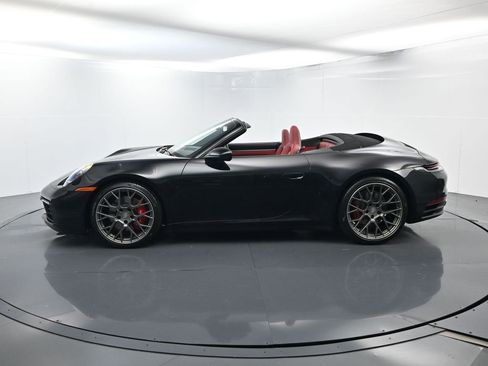 Used 2024 Porsche 911 Carrera S image 2