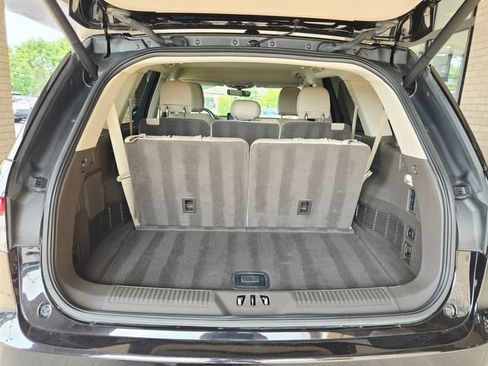 Used 2021 Lincoln Aviator 2WD image 9