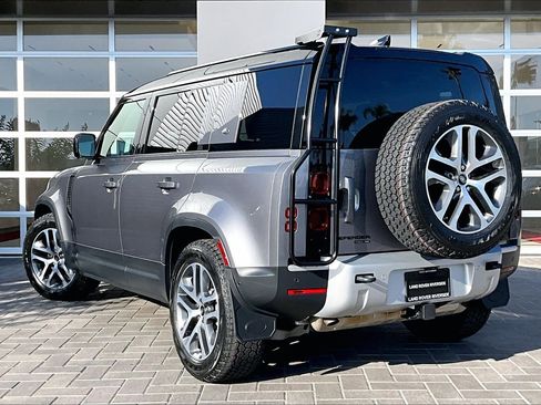 Used 2020 Land Rover Defender 110 First Edition AWD/4WD image 12
