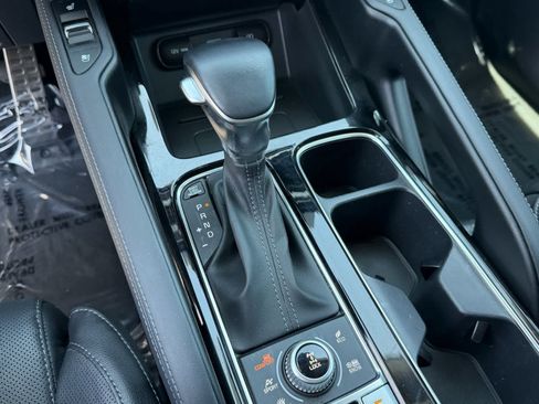Used 2021 Kia Telluride SX w/ Nightfall Edition Package AWD/4WD image 32