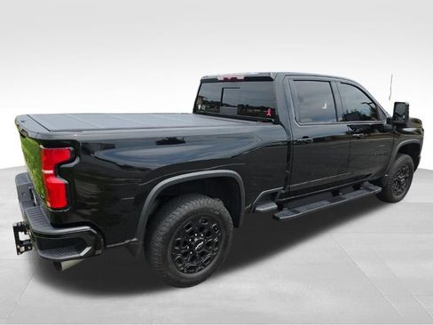 Used 2024 Chevrolet Silverado 2500 LTZ w/ LTZ Plus Package AWD/4WD image 7