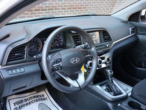 Used 2019 Hyundai Elantra SEL w/ Cargo Package FWD image 13