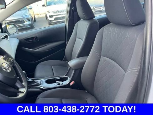 Used 2025 Toyota Corolla LE FWD image 8