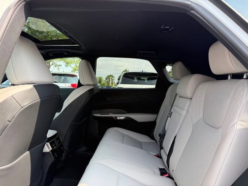 Used 2024 Lexus RX 350 Premium w/ Accessory Package (Z1) AWD/4WD image 16