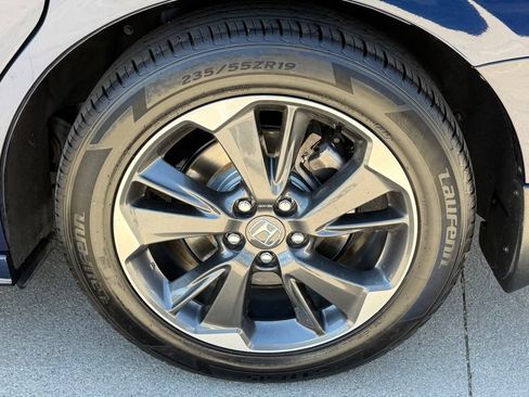 Used 2023 Honda Odyssey Elite image 11