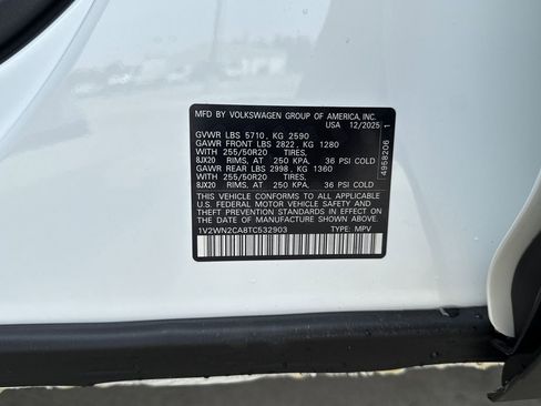 New 2026 Volkswagen Atlas SE FWD image 28