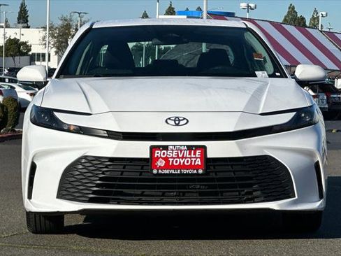 Certified 2025 Toyota Camry LE image 10