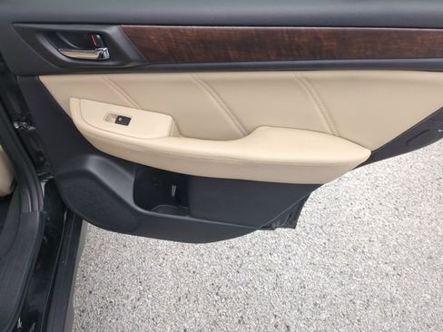 Used 2019 Subaru Outback 2.5i Limited w/ Popular Package #2 image 35