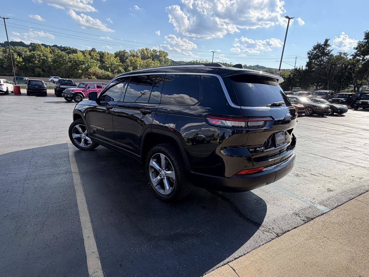 Used 2021 Jeep Grand Cherokee L Limited AWD/4WD image 5