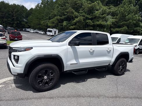 Used 2023 GMC Canyon Elevation w/ Elevation Premium Package RWD image 4