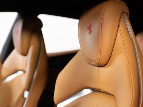 Used 2025 Ferrari Purosangue AWD/4WD image 42