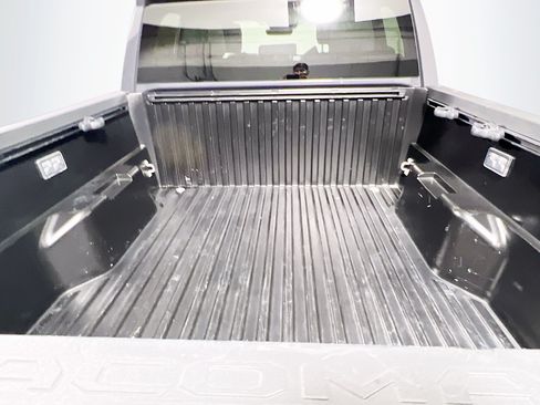 Used 2025 Toyota Tacoma SR5 RWD image 34