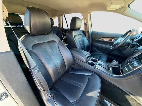 Used 2014 Lincoln MKX Base w/ Equipment Group 101A image 16