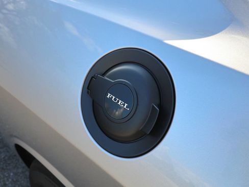 Used 2015 Dodge Challenger SRT Hellcat image 67