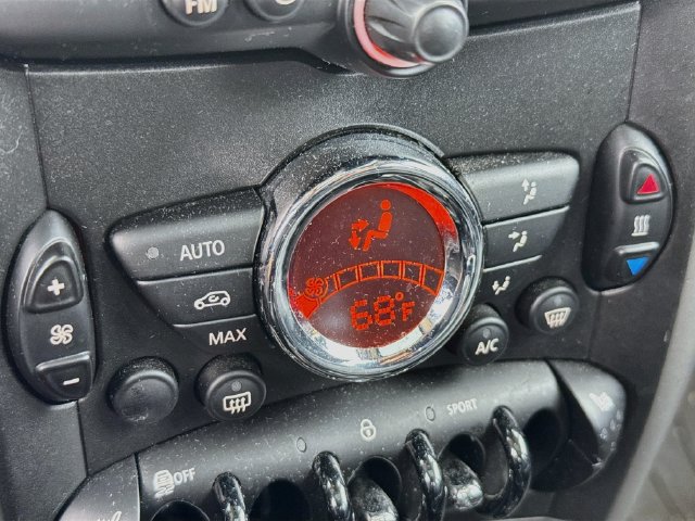Used 2015 MINI Cooper Countryman FWD image 10