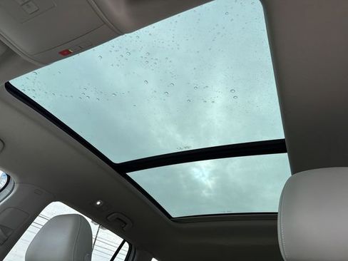 Used 2023 Volkswagen Atlas SE image 23