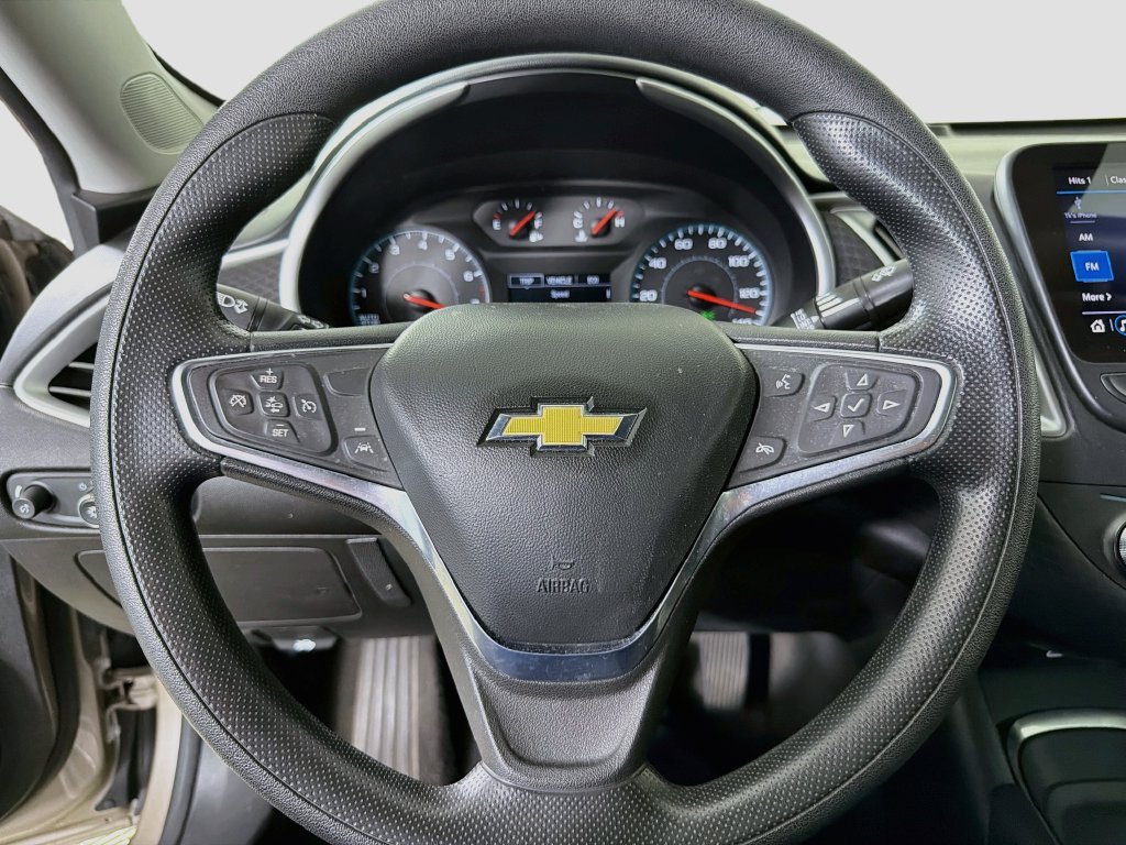 Used 2024 Chevrolet Malibu LT FWD image 15