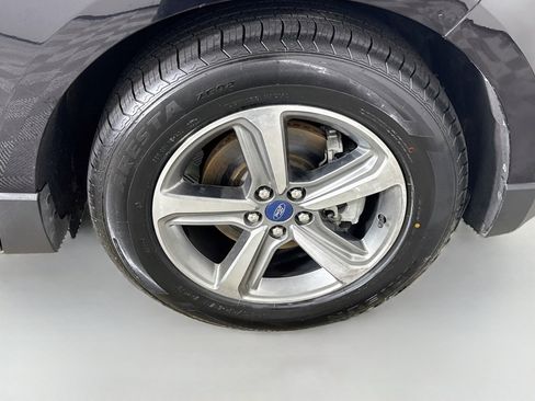 Used 2020 Ford Edge SEL w/ Convenience Package FWD image 32