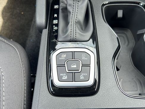 New 2026 Nissan Frontier SV w/ All-Weather Content Package image 21