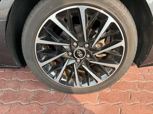 Used 2021 Hyundai Sonata Limited FWD image 15