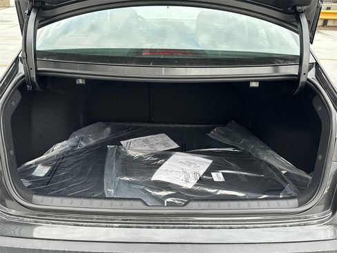 New 2025 Kia K4 LXS image 5