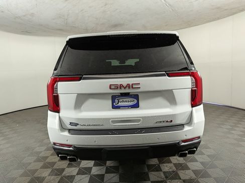 New 2026 GMC Yukon XL AT4 w/ AT4 Premium Plus Package AWD/4WD image 8