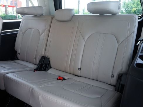 Used 2022 Ford Expedition Max Limited RWD image 44