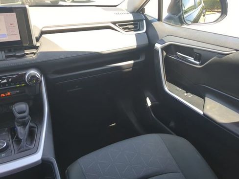 Used 2024 Toyota RAV4 XLE image 17