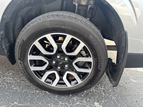 Used 2024 Ford Maverick Lariat AWD/4WD image 45