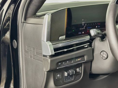 Used 2025 Cadillac Escalade V w/ LPO, Floor Liner Package AWD/4WD image 10