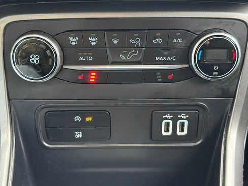 Certified 2020 Ford EcoSport SE image 21