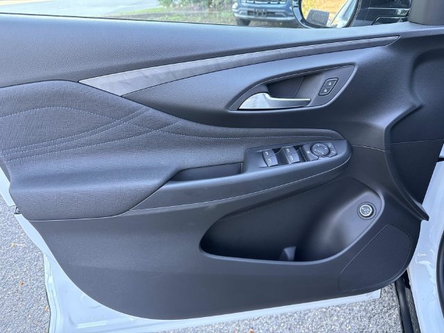New 2026 Buick Envista Sport Touring w/ Convenience I Package FWD image 8
