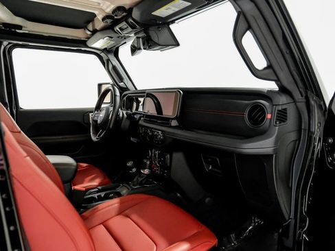 Used 2024 Jeep Wrangler Unlimited Rubicon 392 w/ Dual Top Group image 9